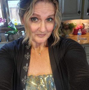 Meet your Posher, Mamie